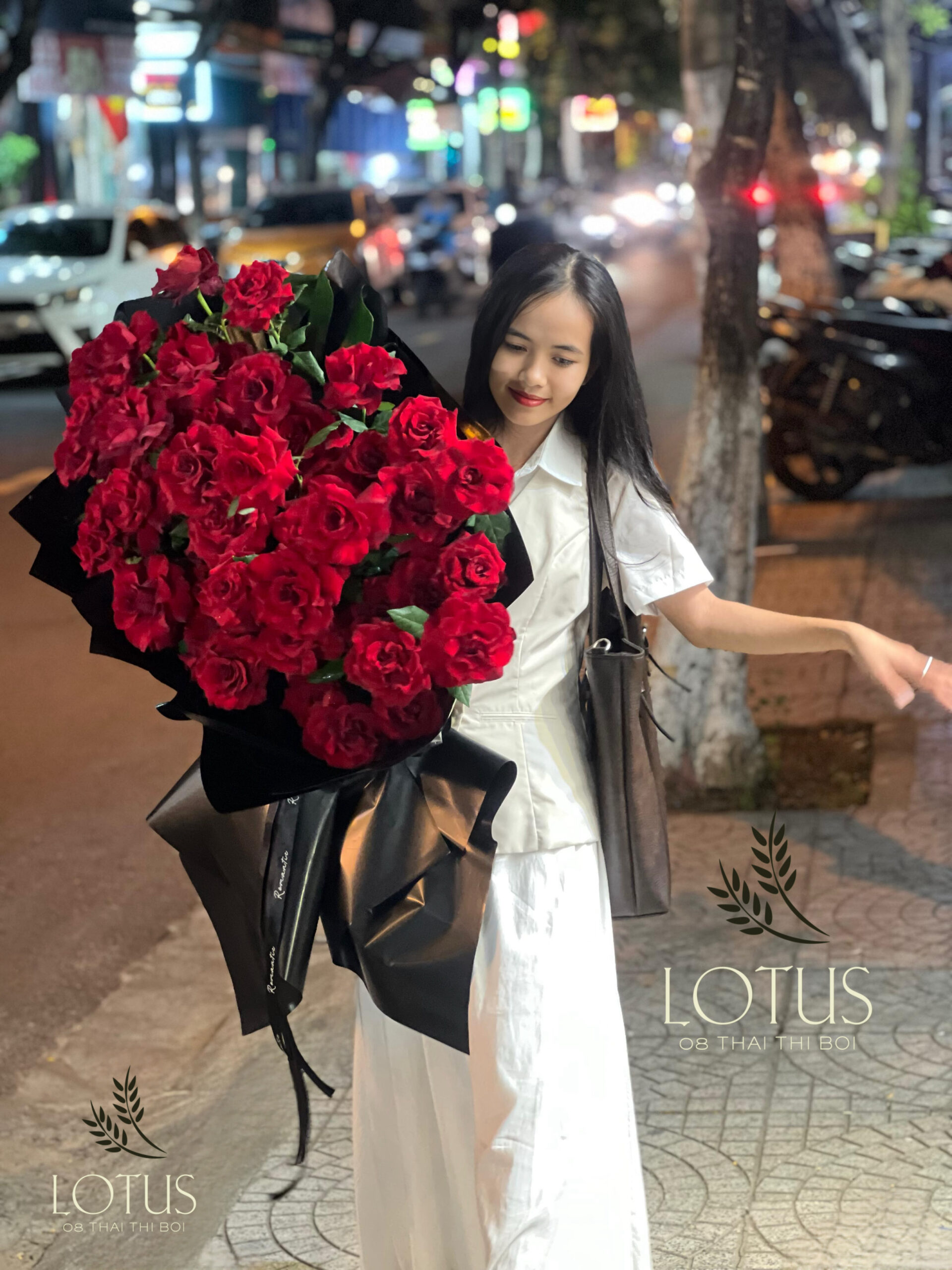 Bó hoa tặng - Tiệm hoa sen Lotus Đà Nẵng Bó hoa tặng - Tiệm hoa sen Lotus Đà Nẵng