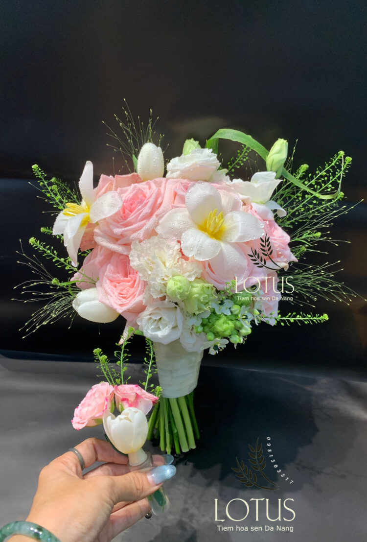 MIXH20349 Bó Hoa Cưới Ohara Hồng Phối Tulip Trắng